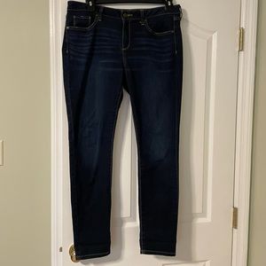 Sonoma Women’s mid-rise dark wash skinny jeans. Size 14